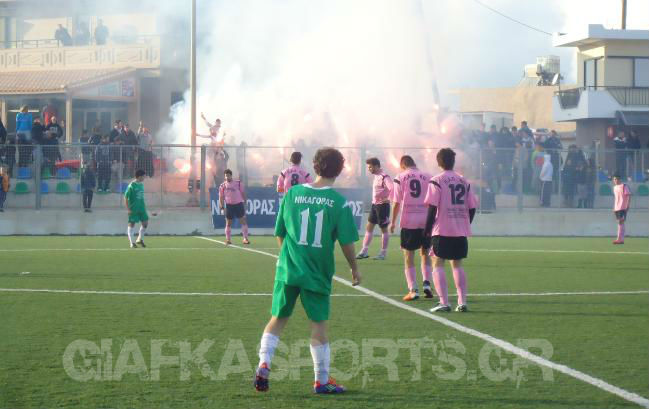 nikagoras-paokw2012atmosfaira