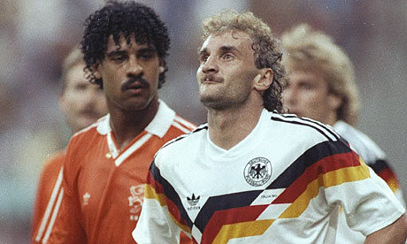 Rudi-Voller-and-Frank-Rij-002